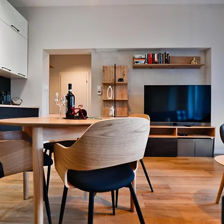 Apartament 4 Apartament *